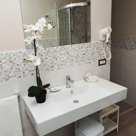 Relais Milo 3* 아제롤라