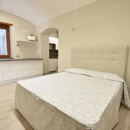 Relais Milo אג'רולה