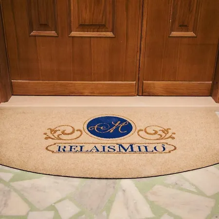 Relais Milo 3* אג'רולה